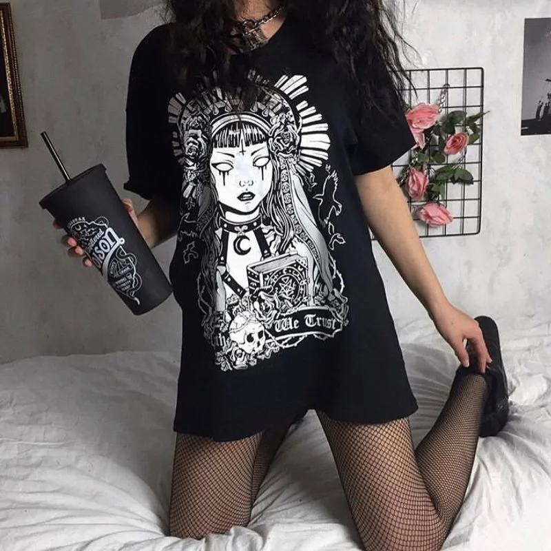 

Punk Dark Plus Size T-shirts Women Decaent Style Flare Sleeve O-Neck Cartoon Printing Long Tees Summer Ladies Black Tops