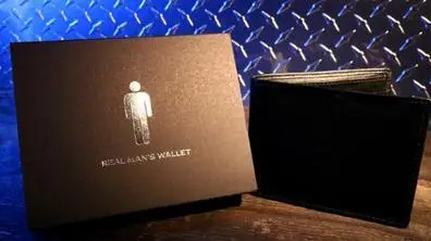

Real Man's Wallet by Gregory Wilson - Magic tricks
