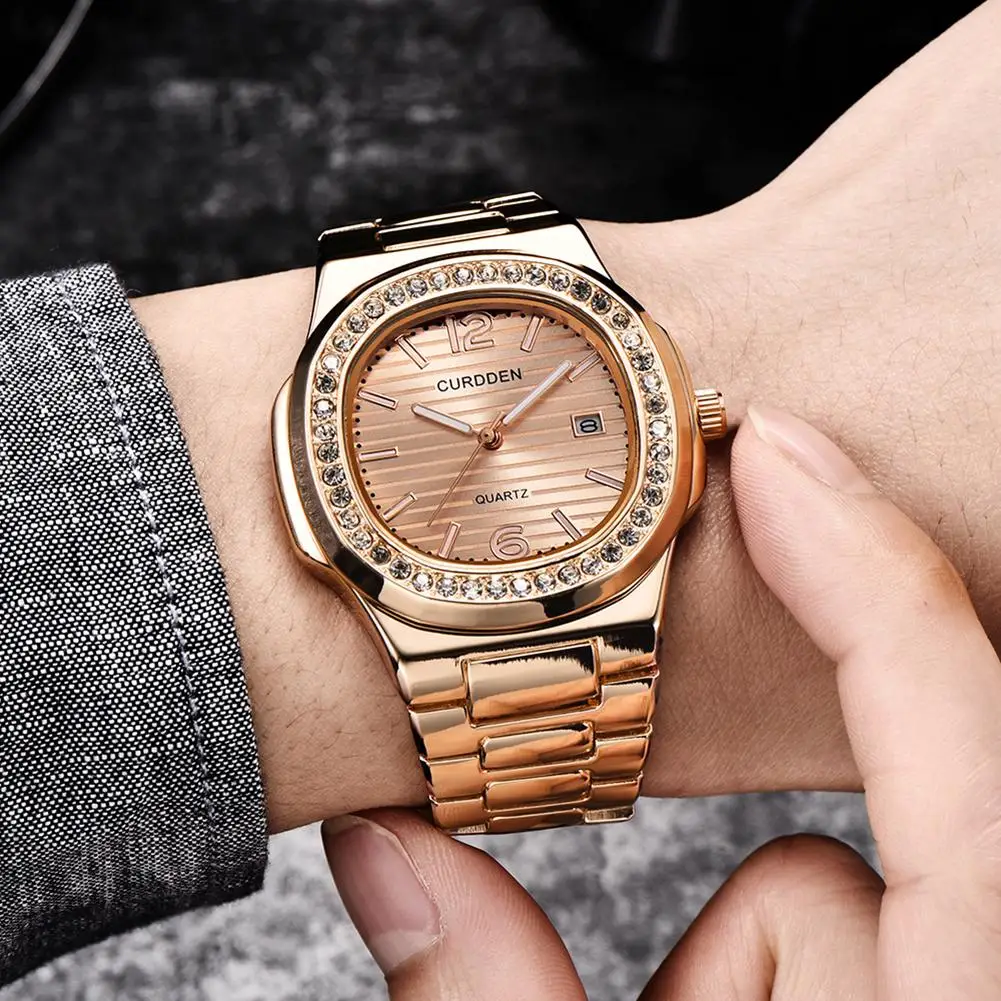

2019 Fashion Men Calendar Rhinestone Inlaid Round Dial Analog Quartz Wrist Watch