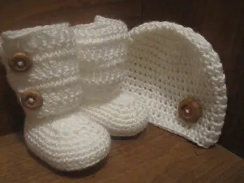 

baby bootie and hat set