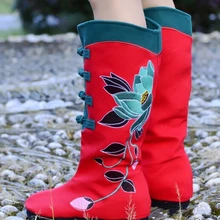 Зимние женские высокие сапоги в китайском стиле, увеличивающие рост, с круглым носком, на прочной тканевой подошве, с вышивкой; размеры 36-40; SXQ0812