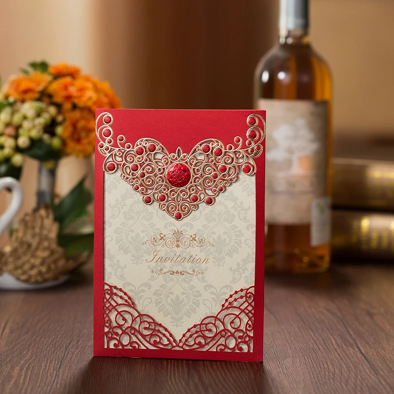100pcs Red Gold White Laser Cut Crown Wedding Invitations Card