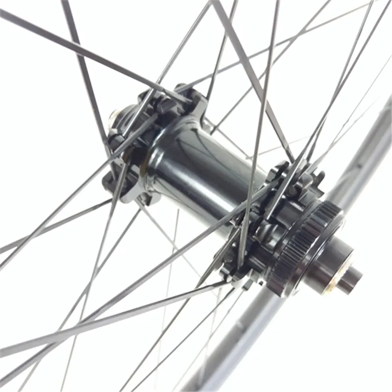 Sale 38mm clincher 25mm Straight pull central lock carbon wheels disc brake 700c 1550g 28H 3k UD bicycle wheel 2