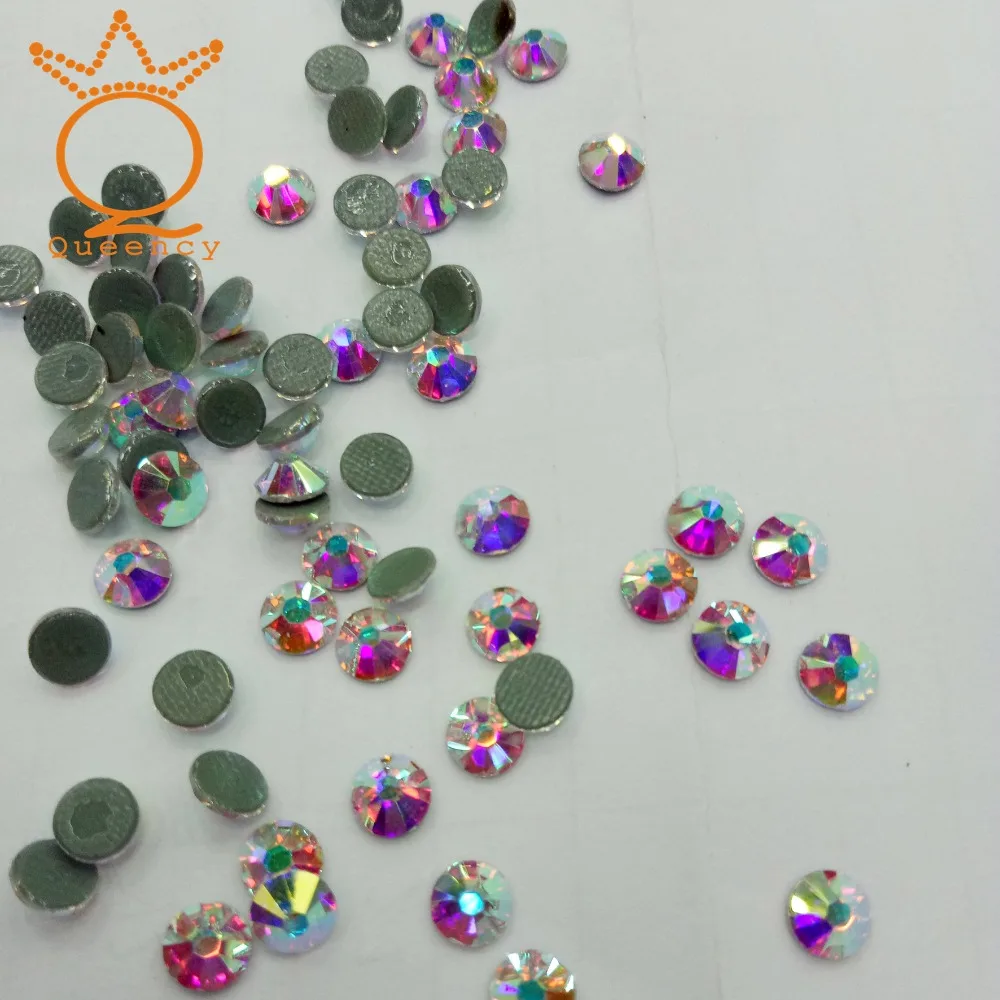 

China best quality AB color multi size flatback hotfix rhinestone with more cutting face for garment decoration