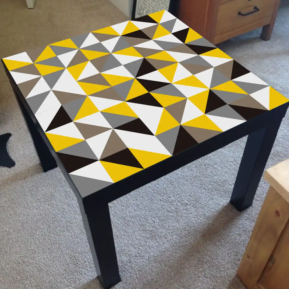 55x55cm Yellow Triangle 3D View Table 