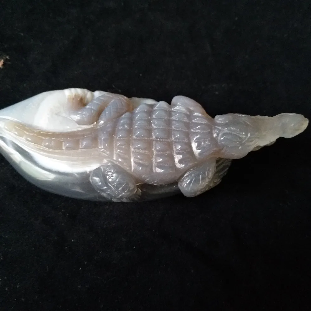 crocodile Sobek sculpture Natural Stone agate  geode Crystal clust hand engraving home decoration accessories Stone work Statue