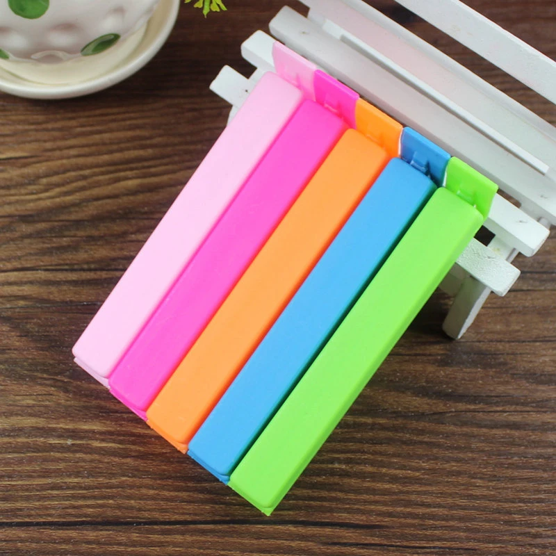 

Cute Creative Travel Accessories Portable Multifunction Sealing Clip Unisex Organizer Journey Snack Insurance Security Accessory