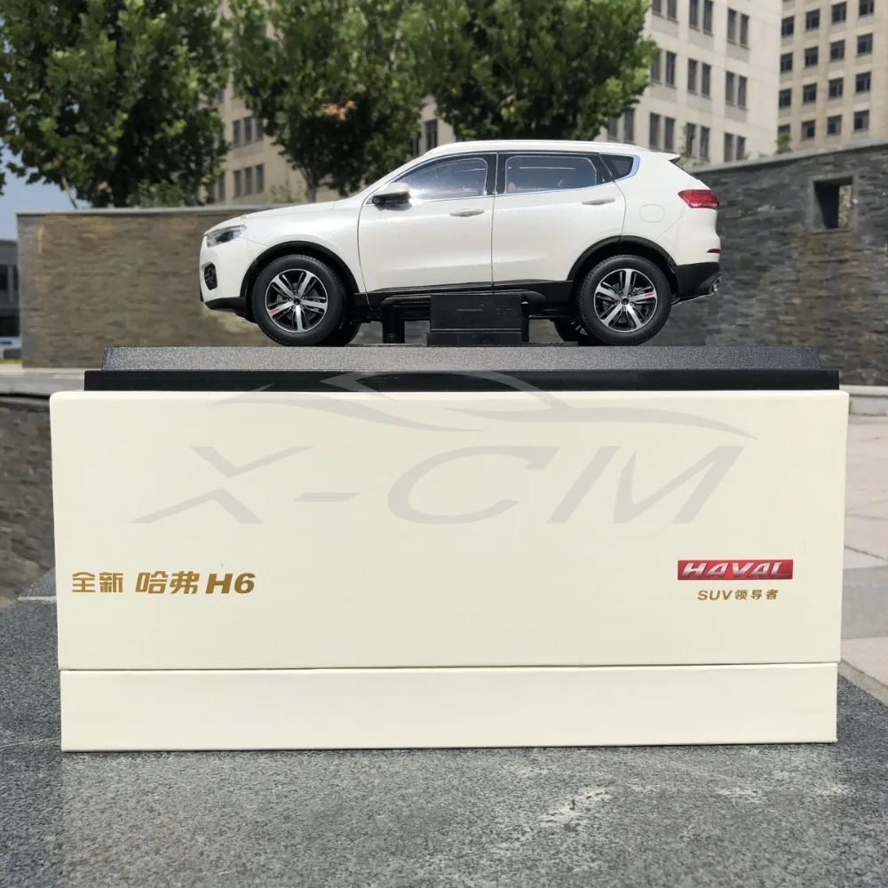 Литая модель автомобиля Great Wall все новые Haval H6 1:18 (белый/красный логотип)| |