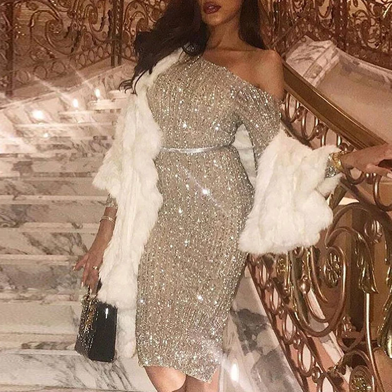 Женское платье с открытыми плечами обтягивающее подходит блестящая