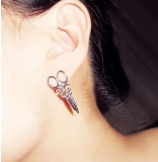 

2018 Limited Aros Plate Alloy Scissors Stud Earrings Personalized Small Scissor Earring For Women Unique Ear Piercing Jewelry