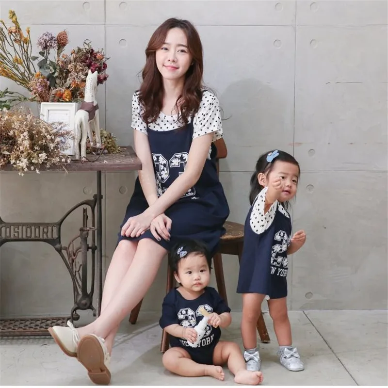 100% Cotton Baby Girl Dress Baby Boy Short Romper Fashion Two-piece Printed Breastfeeding Dresses Short-sleeve Parent-Child Suit08