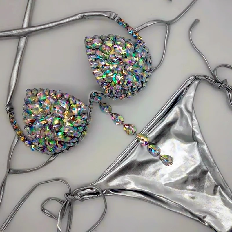 

Silver/Blue/Gold/Pink Shining Rhinestones Bra Shorts 2 Pieces Sexy Women Nightclub DJ Pole Dancing Costume Bar Party Bikini Set