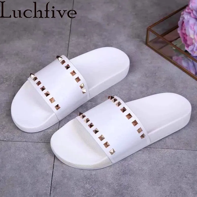 

Luchfive Metal Rivets Slippers Summer PVC Open Toe Waterproof Outdoor Runway Concise Design Flat Slippers Women Black White