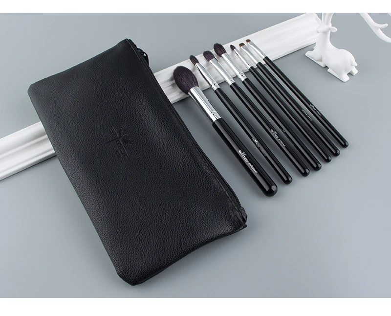 makeup brushes (8)