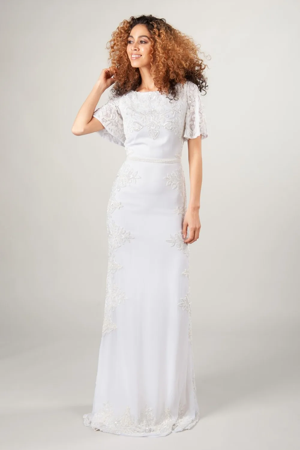 2019 New Sheath Modest Wedding Dresses With Flutter Sleeves Lace