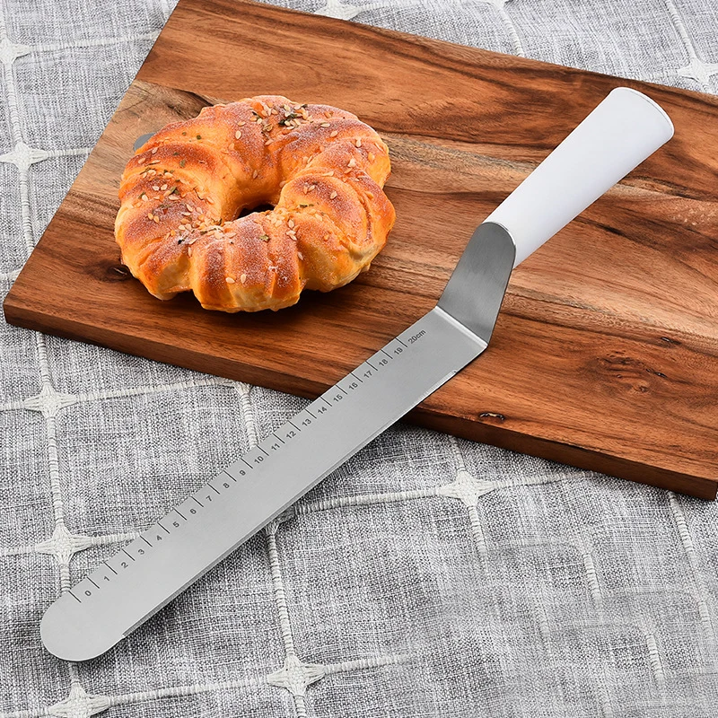  1pcs stainless steel cake with scale knife Cake cream curved spatula scraper with graduated bread k