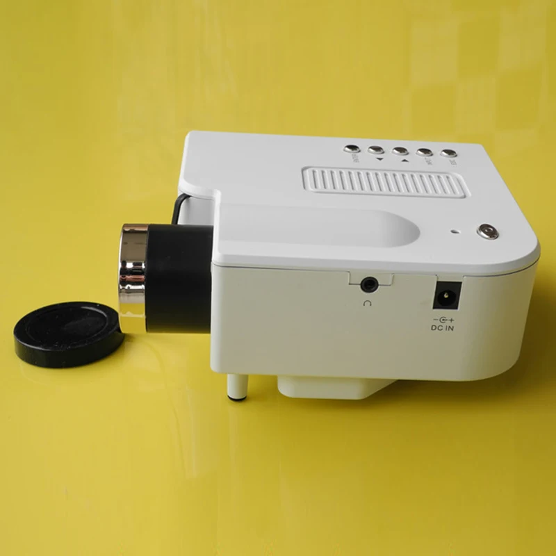 Мини проектор обновлен UC28 + 3D 1080p портативный поддержка проектора USB HDMI AV SD VGA для