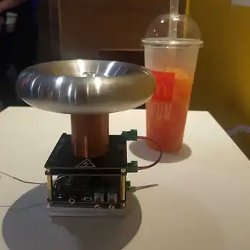 

mini SSTC Tesla coil DIY educational equipment science toy