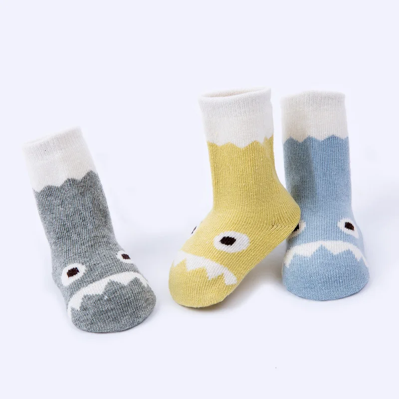 Новые хлопковые носки для мальчиков и девочек на весну и осень носки для малышей 3 пары детских носков с героями мультфильмов размеры s, m, l - Цвет: shark