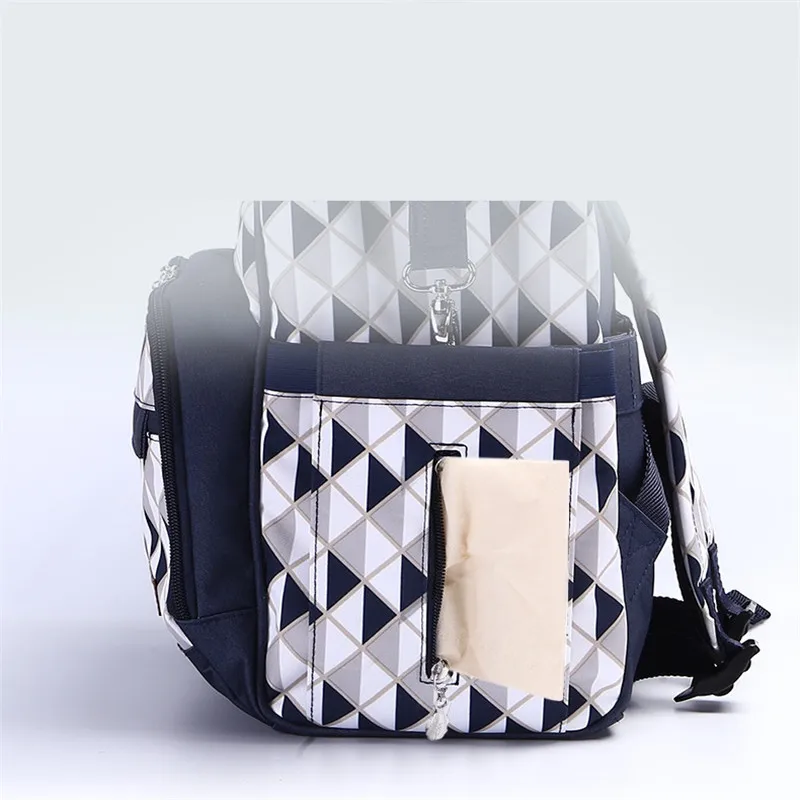 2018 Spring Geometric Pattern Three-Dimensional Diaper Bags Beatiful Female Travel Storage Bag Strap Soft Handle Backpack04