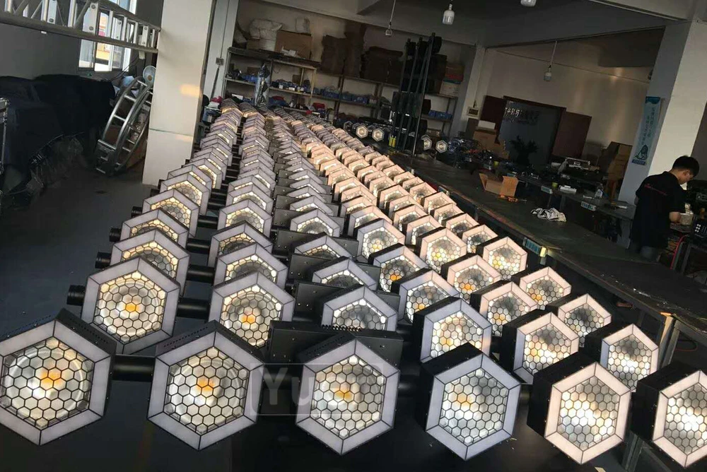 Рисунок 5 - светодиодные лампы для дискотеки