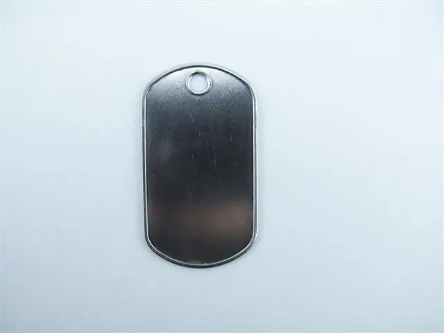 

stainless steel dog tag rolled edges and rolled hole polishing army tag military tag