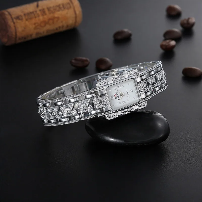 Новые модные женские часы с браслетом, роскошные серебряные часы с браслетом, красивые дизайнерские женские кварцевые наручные часы с прямоугольным циферблатом
