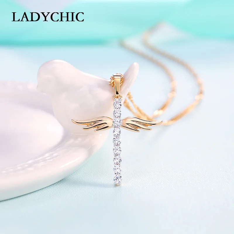 LADYCHIC Крылья Ангела крест кулон Цепочки и ожерелья для девочек Для женщин модные Стиль Цепочки и ожерелья s инкрустированные ювелирные изделия AAA Crystal LN1064
