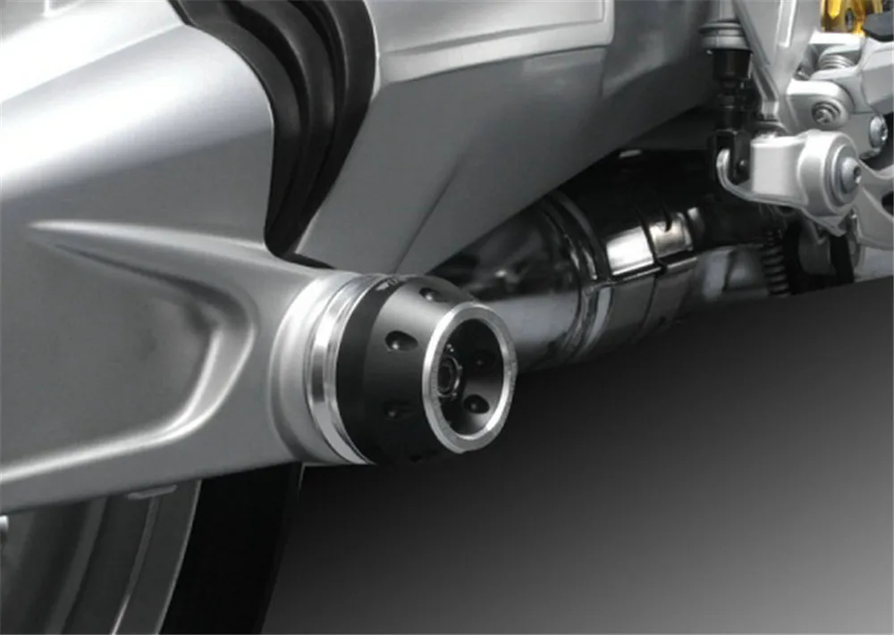 Drive-shaft-protection-lball-for-BMW-R1200GS-ADV-LC-RT-R1200R-R1200RS (1)