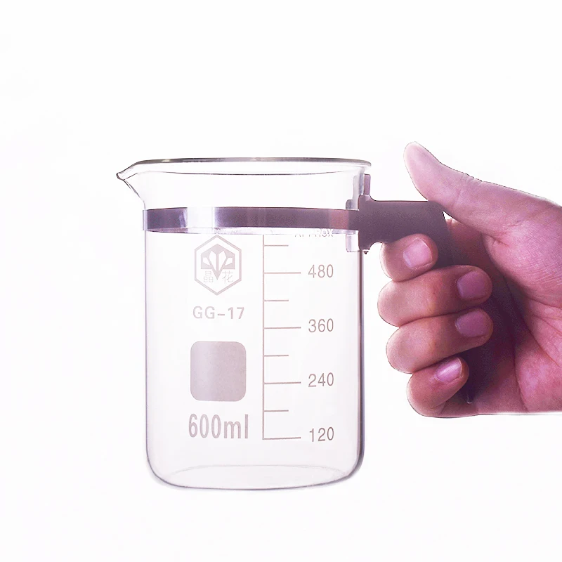 

Beaker in low form with plastic handle,Capacity 600ml,Outer diameter=90mm,Height=130mm,Laboratory beaker
