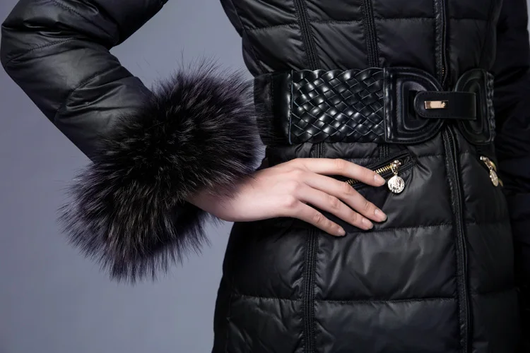 2356912541_756900494