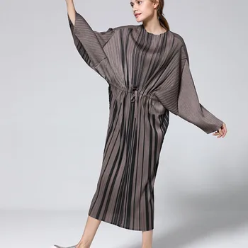 

LANMREM 2020 Spring Summer New Fashion Women Loose Plus Casual Lantern Sleeves Pleated Striped Long-sleeved Dress TC222