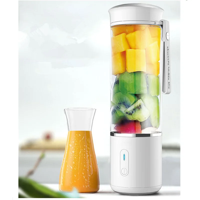 

15000 Rating (RPM) and Non-Drip Spout Function Mini Travel Blender