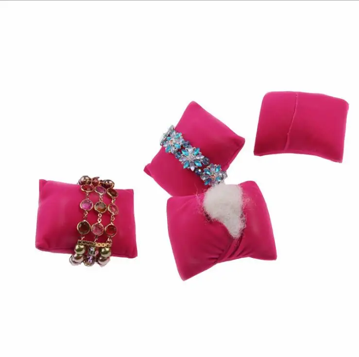 

Lelx Small Velvet Bracelet Watch Pillow Jewelry Displays Holder