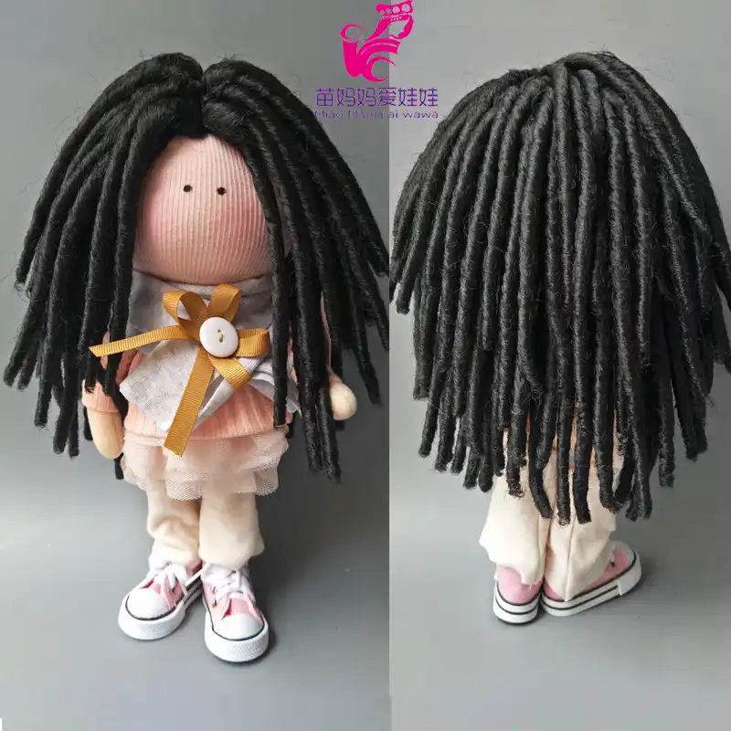 braiding hair doll