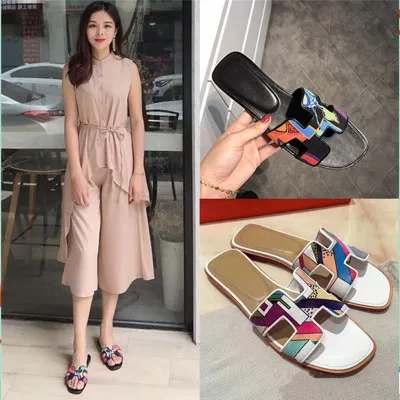 

2019 summer new leather flat bottom printing H slippers flat with ladies sandals and slippers casual female beach shoes
