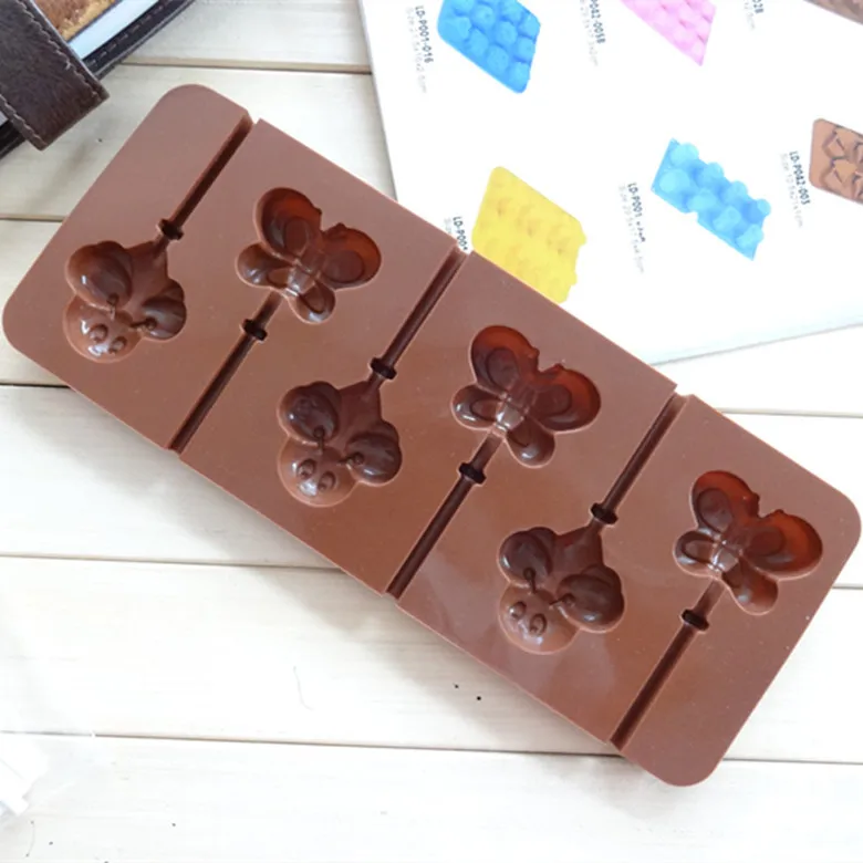 2228972784_206740495