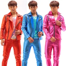 Для мужчин модная детская кожаная верхняя одежда Штаны для ночного клуба певица стойка DJ барабан с заклепками кожаная куртка комплект со штанами Мужская одежда для сцены