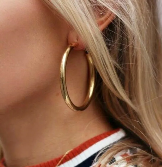 

European personality vibrating the same person with modern style gold and silver big Circle earrings Female jewelry accessories