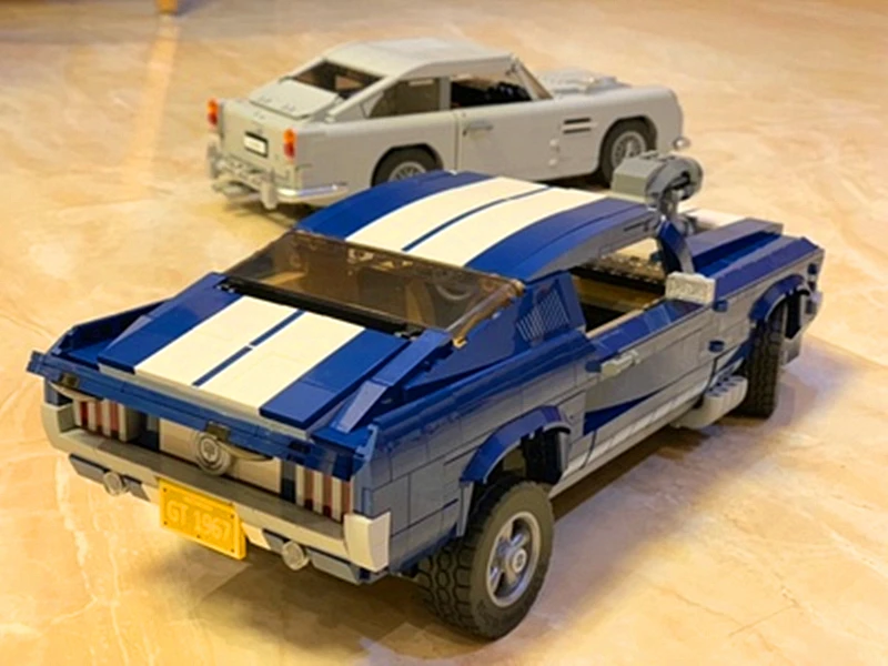 Creator Aston Martin VS Ford Mustang Building Blocks Kit Bricks Sets Classic 10262 10265 Car Model Toys Compatible Legoe 21047