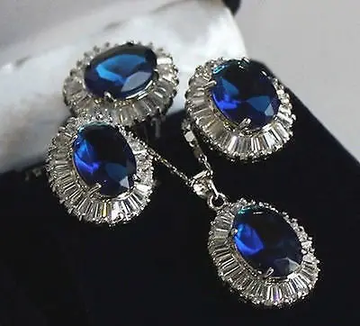 

Hot sale Free Shipping>>Blue Crystal Pendant Necklace Ring Earring set AAA