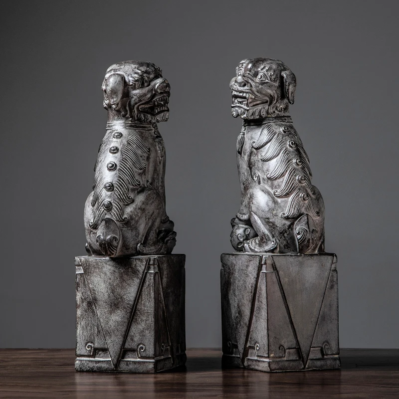 

Chinese Creative Retro Fierce Lion Decorative Statues Sculptures Figure Of The Animal Living Room Home Decor Wedding Gifts