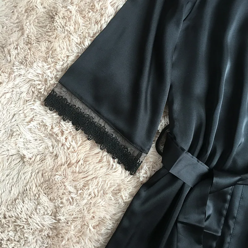 5255300968_1929359744