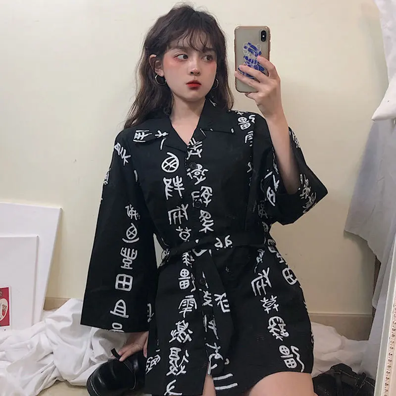 

Harajuku Shirts Women Long Sleeve Loose Casual Summer Blouses Chinese Style Ancient Text Print Unisex Shirts Streetwear
