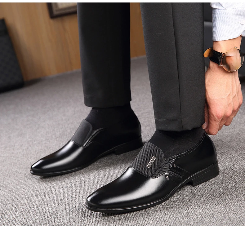 QWEDF/демисезонные мужские свадебные туфли роскошная мужская одежда для бизнеса модельные туфли мужские лоферы с острым носком Большие размеры 38-44 CZ-81