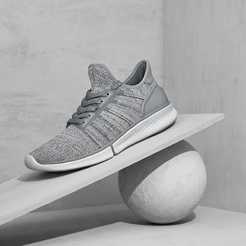 

Xiaomi Original Mijia Smart Light Weight Running Shoes Professional Fashion Phone APP Remote Data support Smart chip not include