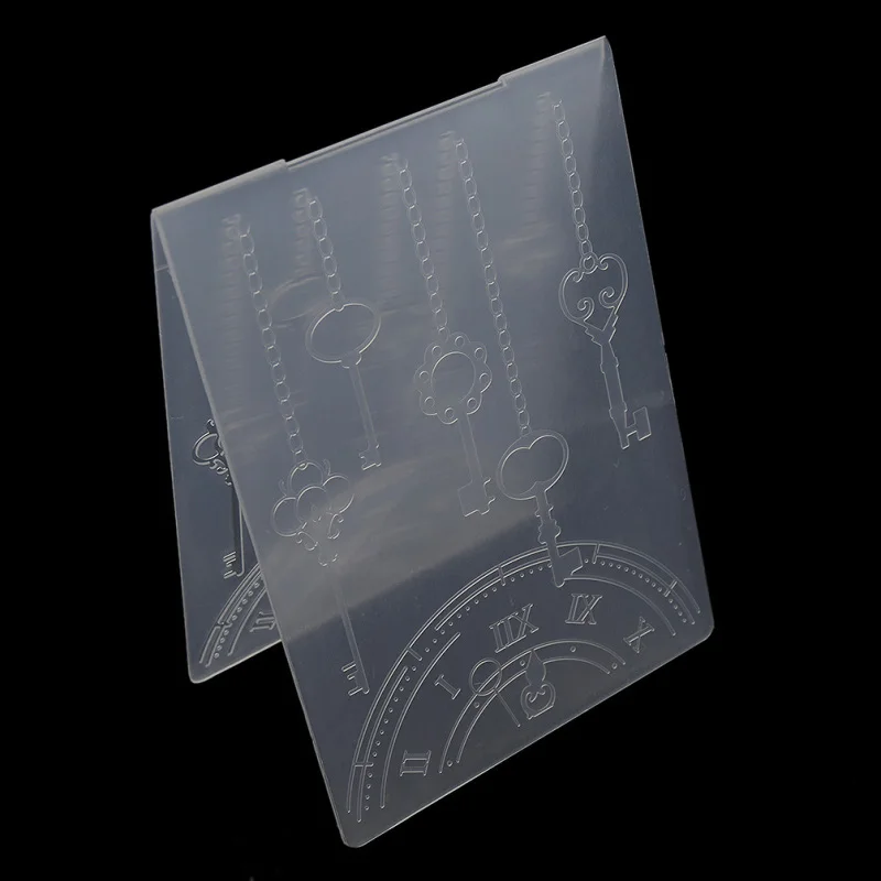 

2019 Key Chain Pattern Plastic Embossing Folder For DIY Scrapbooking Album Card Tool Plastic Template Stamp Card Making