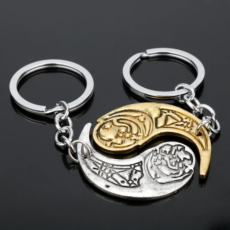 

dongsheng New Fashion Star Wars The Last Jedi Rose and Paige Tico Keychain Crescent Pendant Moon Keyring Key Chains Rings-50