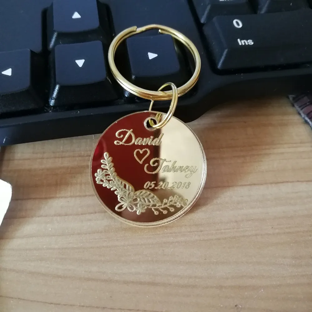 

100 Pieces 3*3 cm Personalized Circle Keyrings Wedding Engraved Keyring Gold / Silver Mirror Party Favors Round Key Chain
