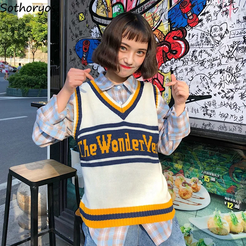 Vests Women 2018 Harajuku Retro Classic Knitted Printed Womens Waistcoats Korean Style V-neck Leisure Females Waistcoat Lovely Vests Women 2018 Harajuku Retro Classic Knitted Printed Womens Waistcoats Korean Style V-neck Leisure Females Waistcoat Lovely